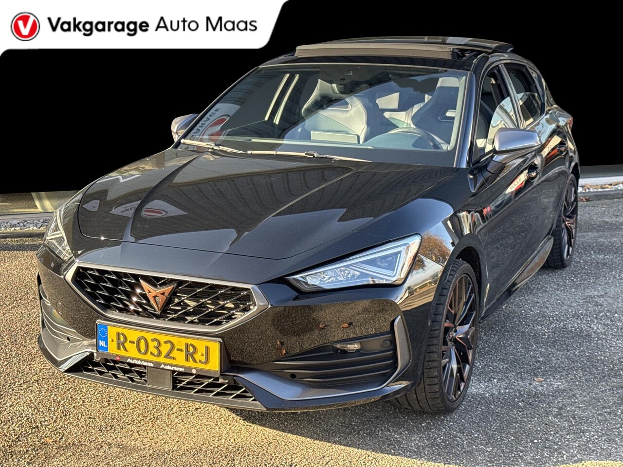 CUPRA Leon - 1.4 e-Hybrid VZ Copper Edition Pano/ Camera/ Memory stoel/ Keyless/ Led/ Sfeerverlichting - AutoWereld.nl
