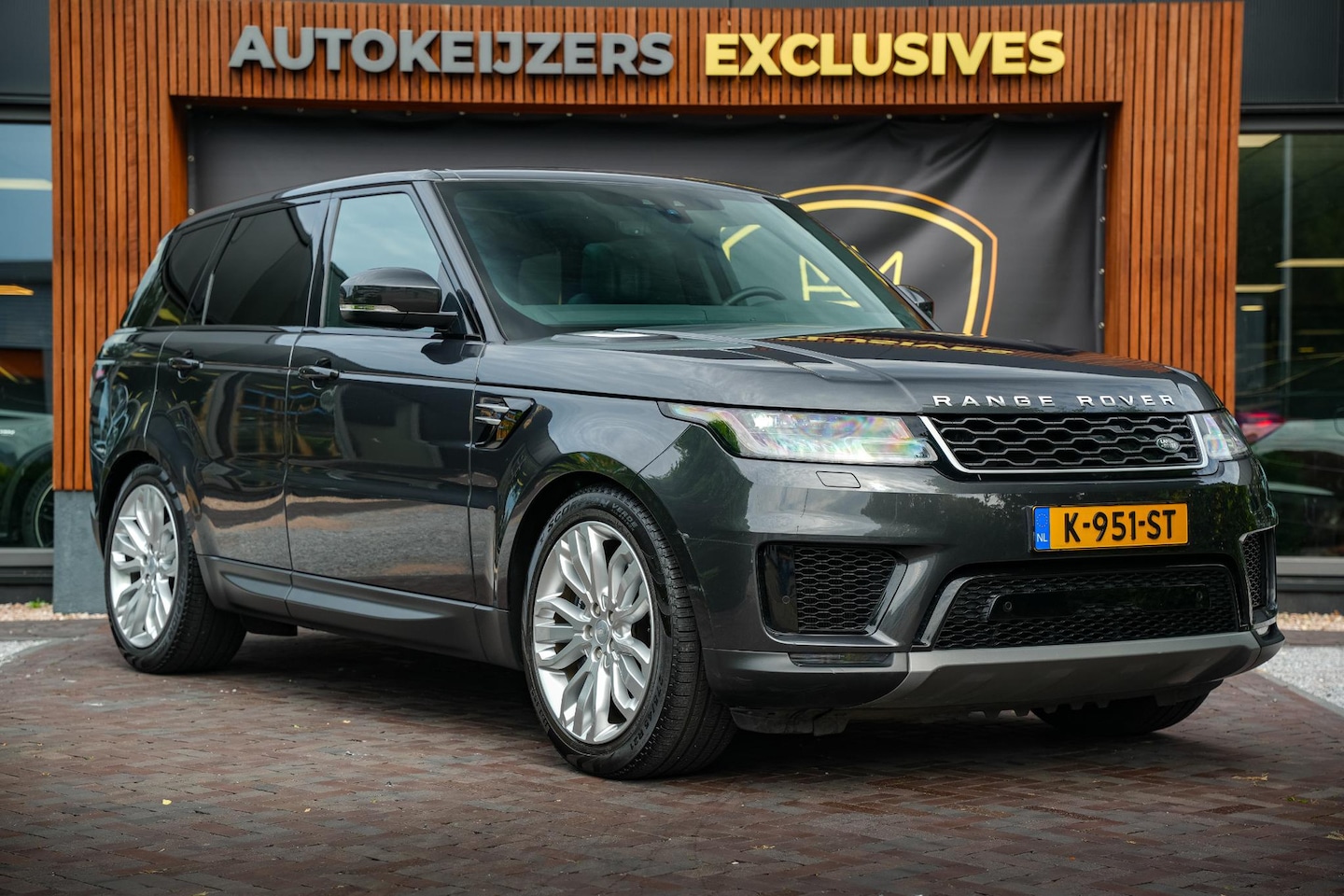 Land Rover Range Rover Sport - 2.0 P400e SE R Dynamic Panoramadak Matrix LED Luchtvering Keyless Leer 21''LM - AutoWereld.nl