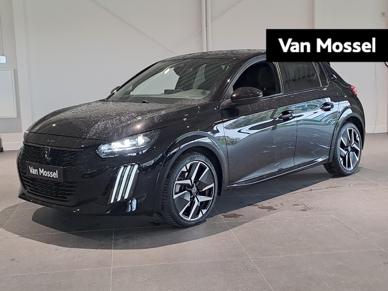 Peugeot 208 - Hybrid 100 e-DCS6 GT | Camera | Apple Carplay/Android Auto | 17" Lichtmetalen velgen - AutoWereld.nl