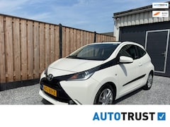 Toyota Aygo - 1.0 VVT-i x-wave Automaat | Camera | Nieuwe APK