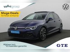 Volkswagen Golf - 1.4 eHybrid 245 pk DSG GTE | Panoramadak | IQ Light | Head-up display | Achteruitrijcamera