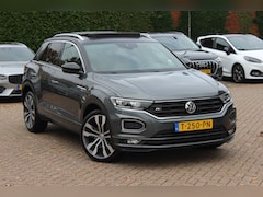 Volkswagen T-Roc - 2.0 TSI 4Motion Sport 3x R-line / Panoramadak / CarPlay / Parkeerhulp V+A / 18'' / Stoelve