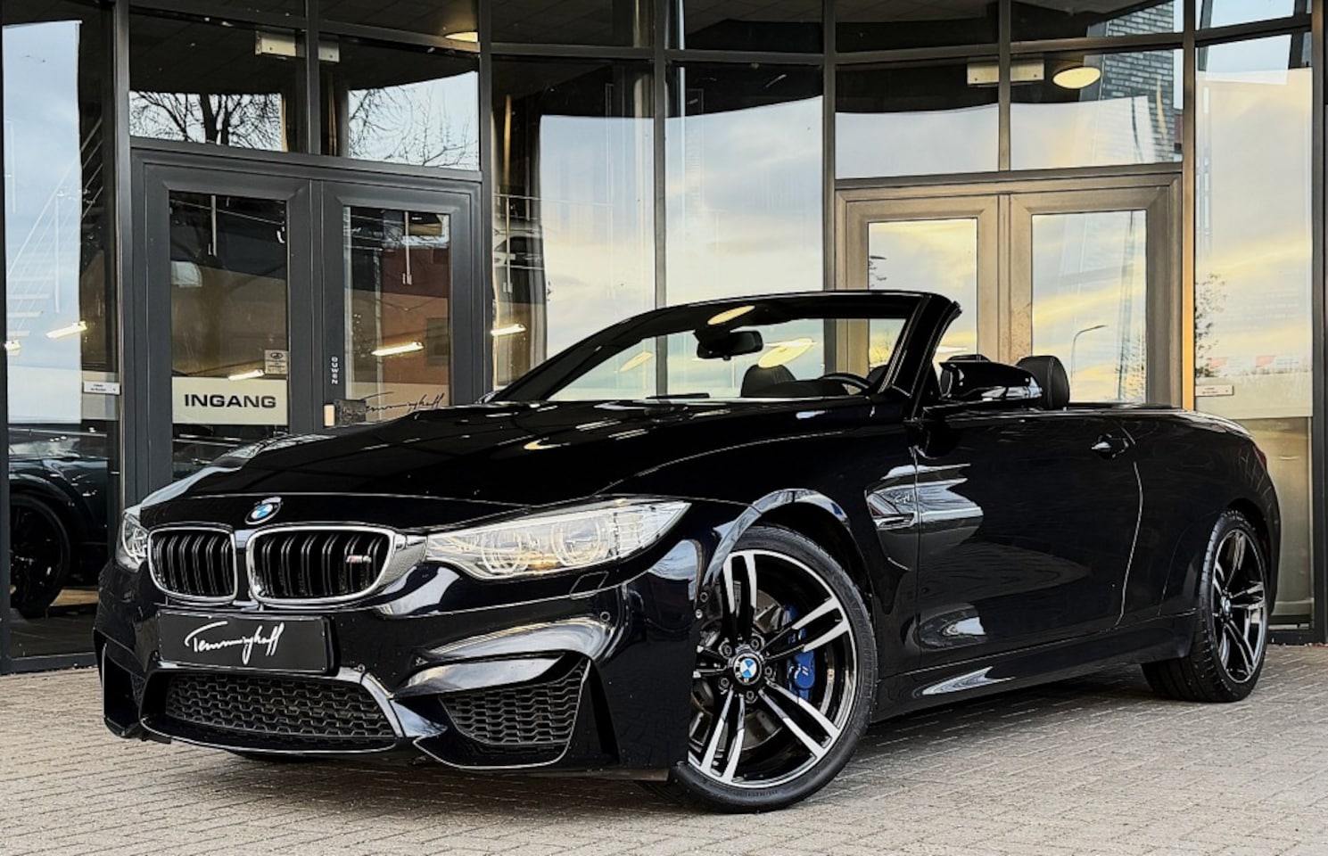 BMW M4 - CABRIO - AIRSCARF - HARMAN KARDON - HISTORIE - AutoWereld.nl