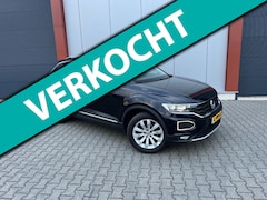 Volkswagen T-Roc - 1.5 TSI Sport, Virtual cockpit, achteruitrijcamera, stoel+stuurwiel verwarming