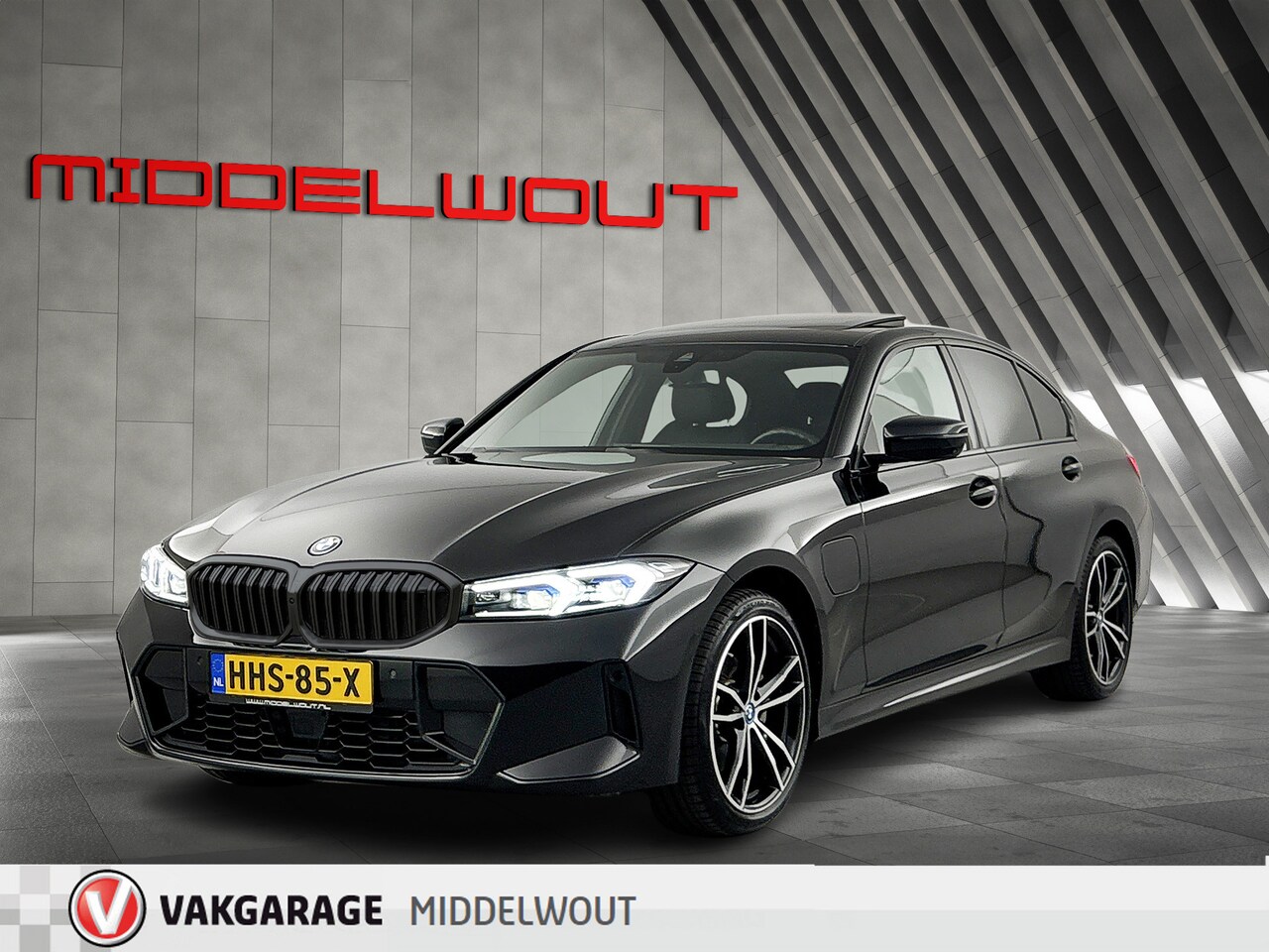 BMW 3-serie - 330e M-Sport Schuif-/kanteldak/Leder/19'LMV/Adapt.Cruise/Memory - AutoWereld.nl