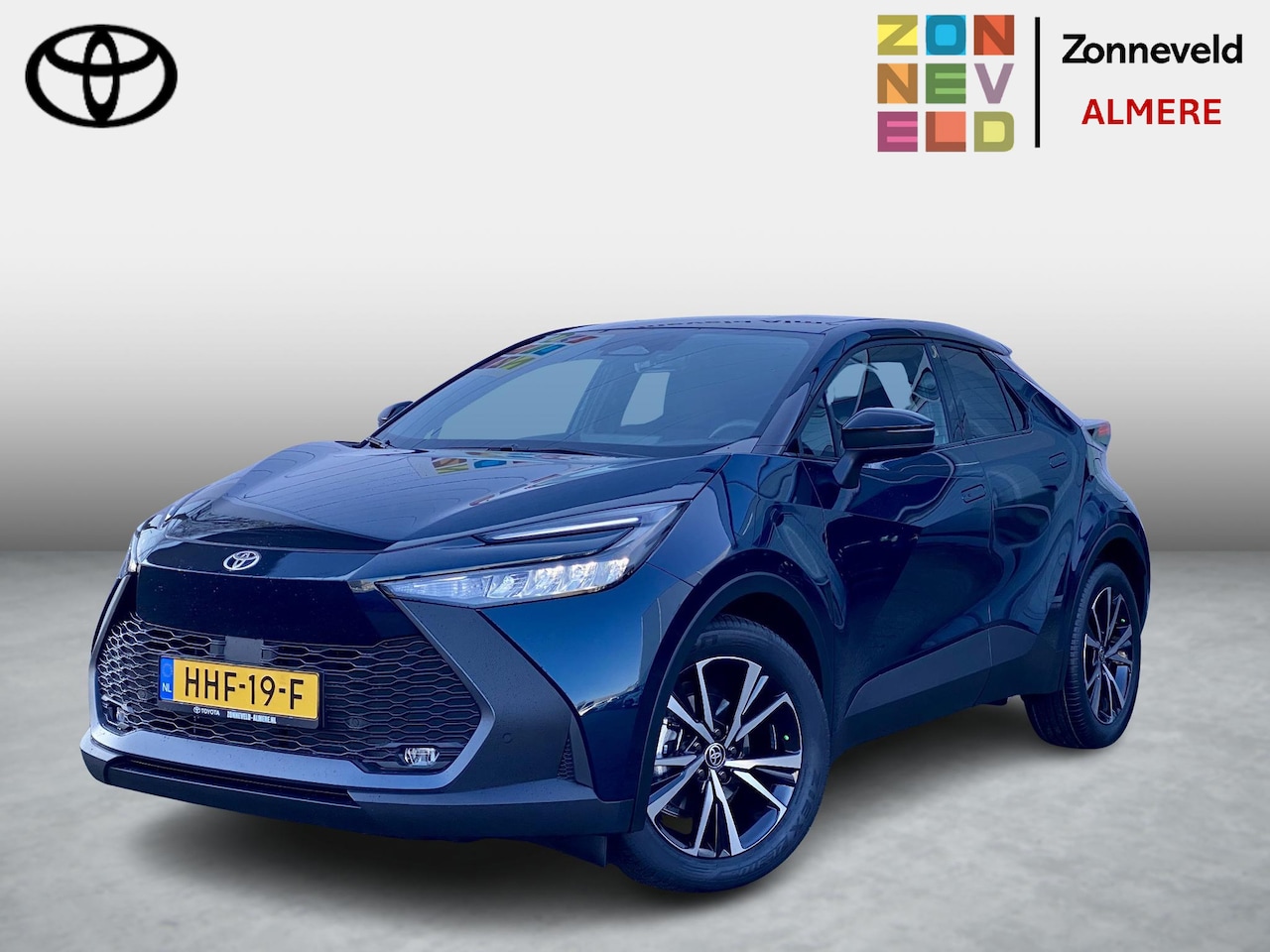 Toyota C-HR - 1.8 Hybrid 140 Dynamic Bi-tone (Midnight Teal/zwart dak) - AutoWereld.nl