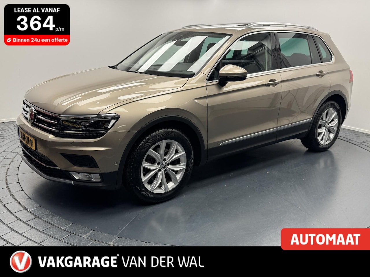 Volkswagen Tiguan - 1.4 TSI DSG ACT Highline Navigatie-Adapt.Cr.contr-Clima-Carplay-360Camera-Panoramadak-Stoe - AutoWereld.nl