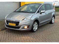 Peugeot 5008 - 1.6 THP Executive 7Pers Automaat Pano Navi Pdc Camera