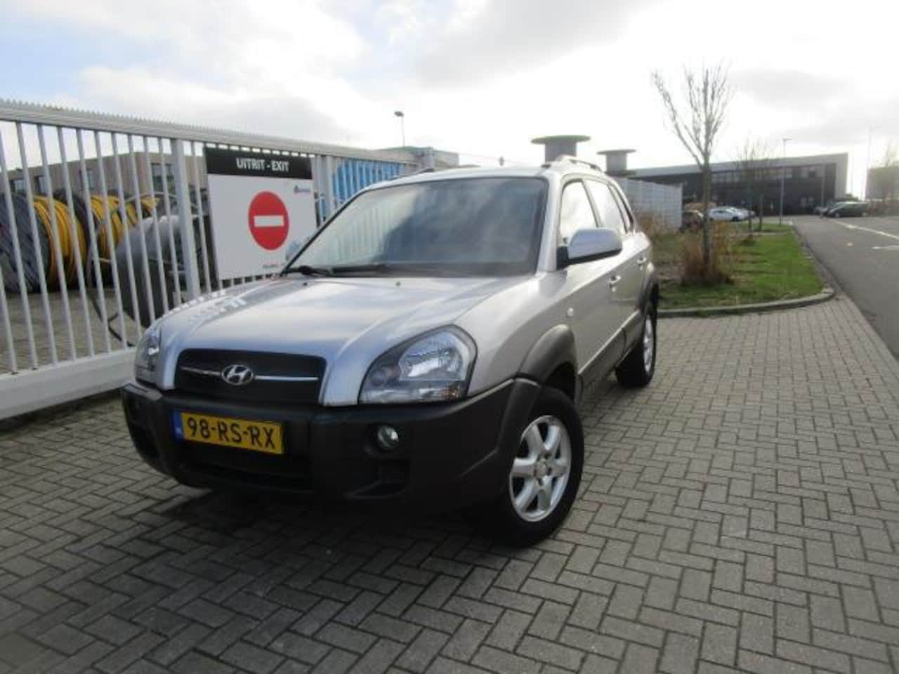 Hyundai Tucson - 2.0i Style 2.0i Style - AutoWereld.nl