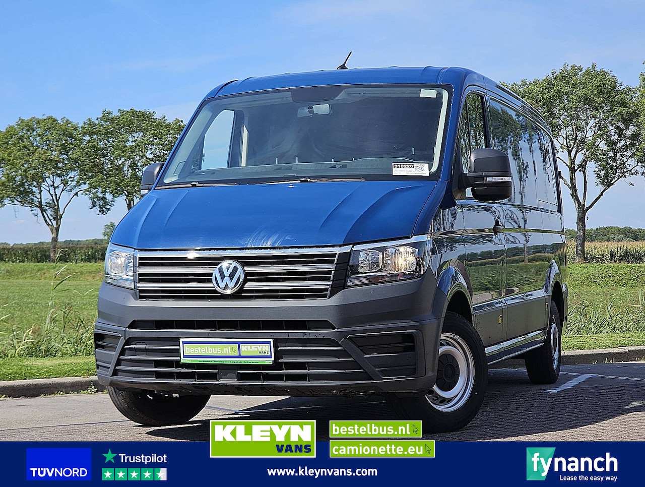 Volkswagen Crafter - 35 2.0 L3H2 Navi Trekhaak! - AutoWereld.nl