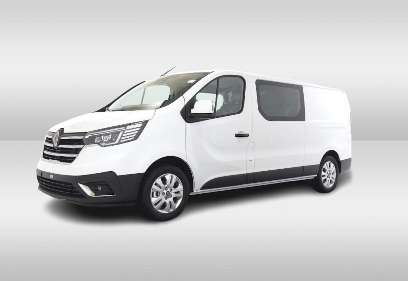 Renault Trafic - 2.0 Blue dCi 130pk L2 H1 DC Airco camera Trekhaak - AutoWereld.nl