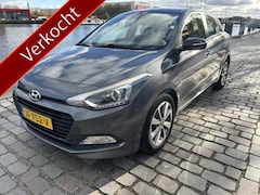 Hyundai i20 - 1.0 T-GDI Comfort navi/camera airco/ecc apk