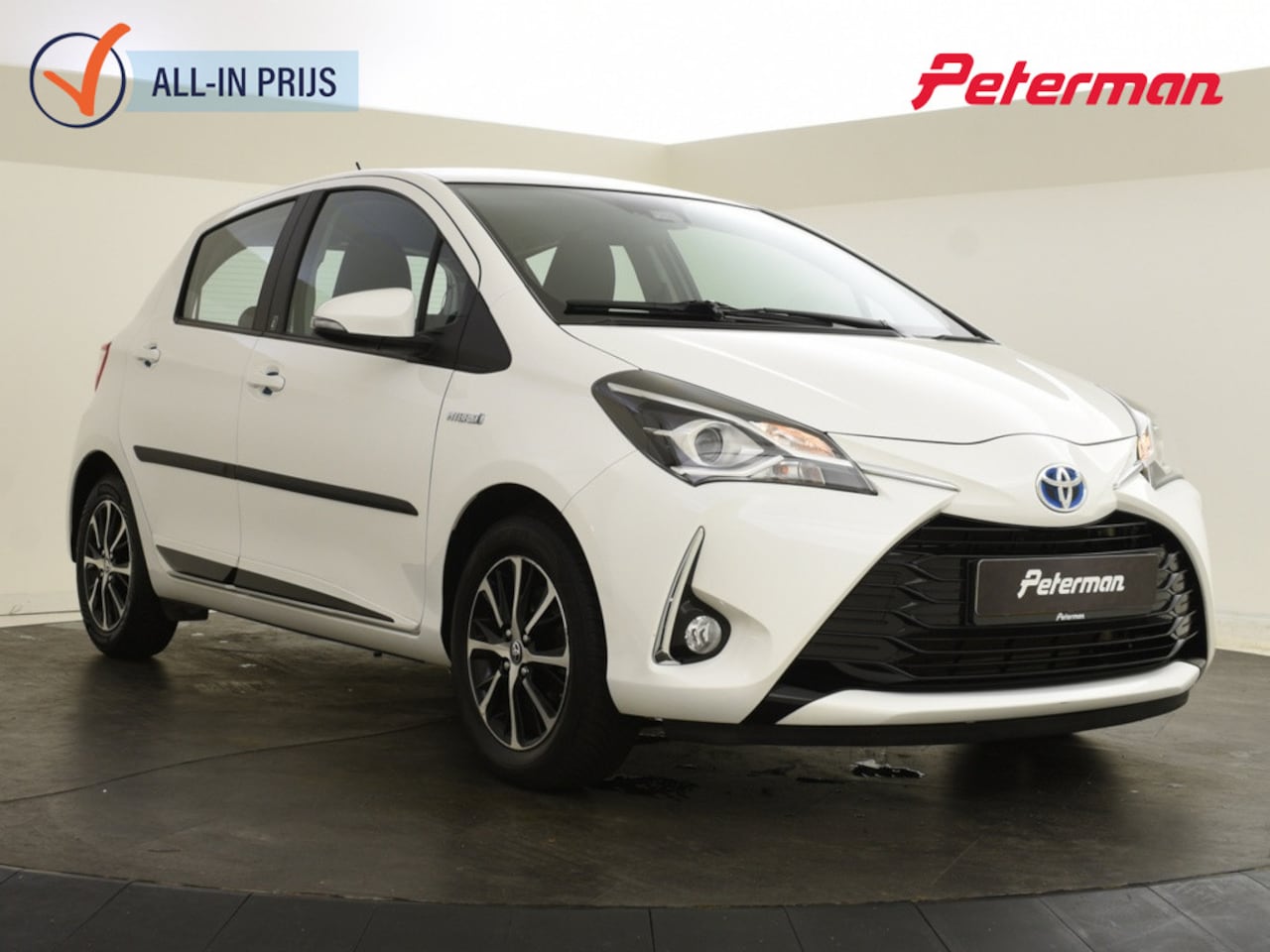 Toyota Yaris - 1.5 Hybrid Design | Stoelverwarming | LM Velgen | All Seasons - AutoWereld.nl