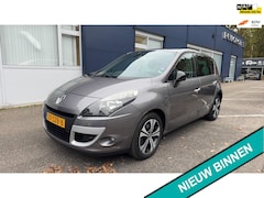 Renault Scénic - 1.4 TCe Bose 131pk 2e eig. 148.000km Clima Navi Trekhaak 1300kg
