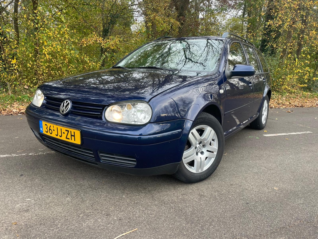 Volkswagen Golf Variant - 1.6 75KW AUT Highline Executive Plus - AutoWereld.nl