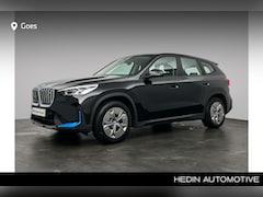 BMW iX1 - xDrive30 Launch Edition 67 kWh | Achteruitrijcamera | Park Distance Control voor/achter (P