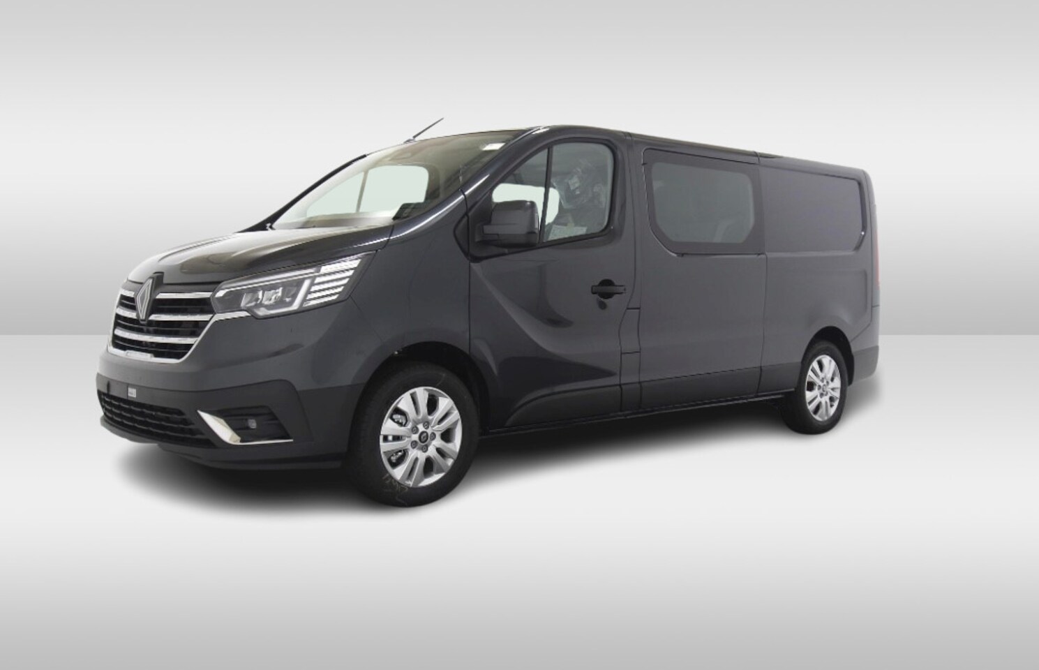 Renault Trafic - 2.0 Blue dCi 130pk L2 H1 DC Airco Camera Trekhaak - AutoWereld.nl