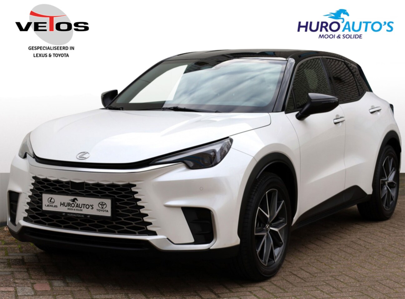 Lexus LBX - Emotion 2WD | Tech Pack | Leder | El achterklep | Dodehoek - AutoWereld.nl