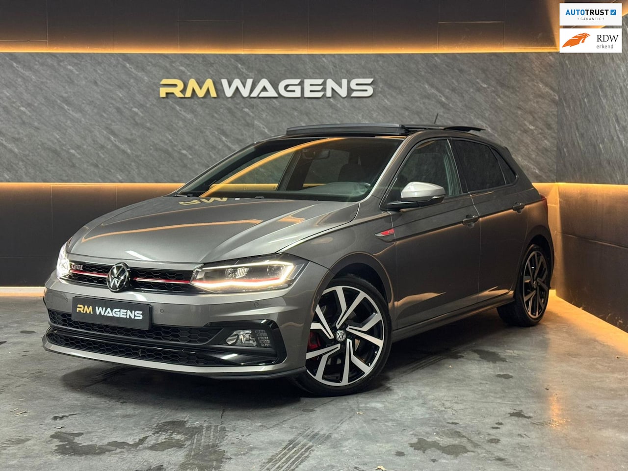 Volkswagen Polo - 2.0 TSI GTI|PANO|BEATS|CARPLAY| - AutoWereld.nl