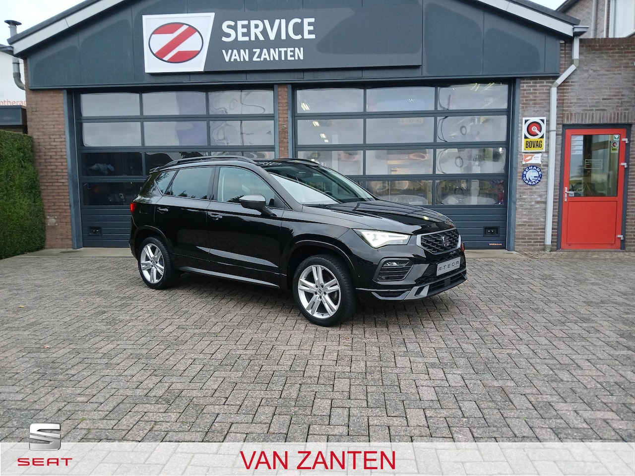 SEAT Ateca - 1.5 TSI FR DSG-7 Business Intense + Panoramadak + Beats audio + Trekhaak - AutoWereld.nl