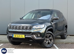 Jeep Compass - 4xe 240 Plug-in Hybrid Electric Trailhawk Navigatie I Panoramadak I Dealeronderhouden I Ap