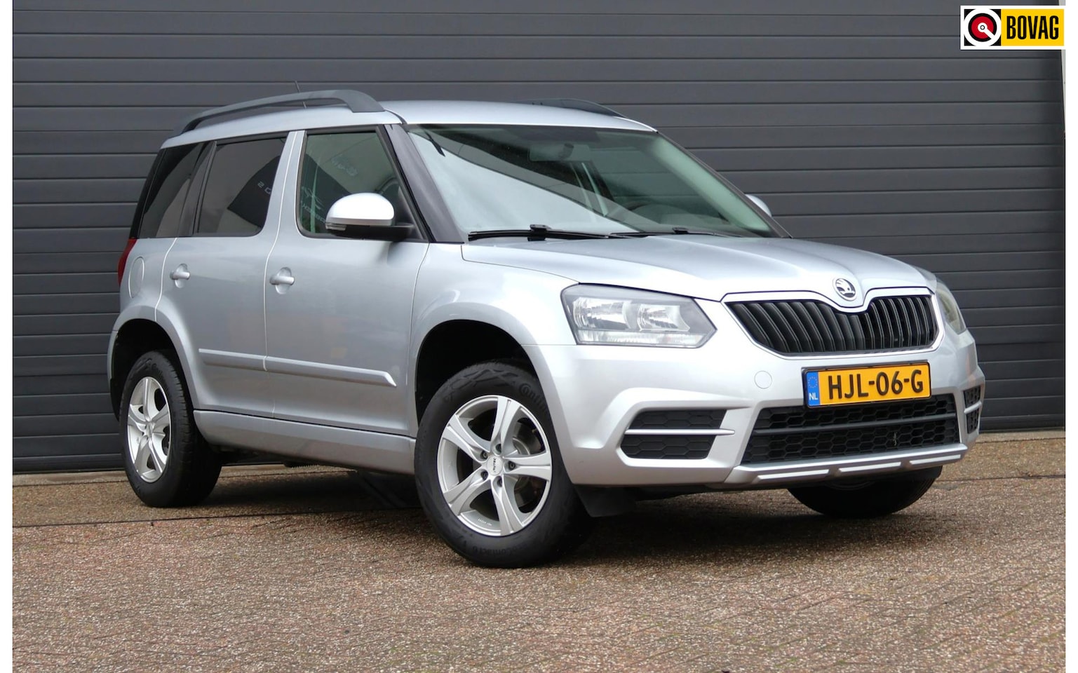 Skoda Yeti - 1.2 TSI Active Plus Airco/PDC/Dealer onderhouden - AutoWereld.nl