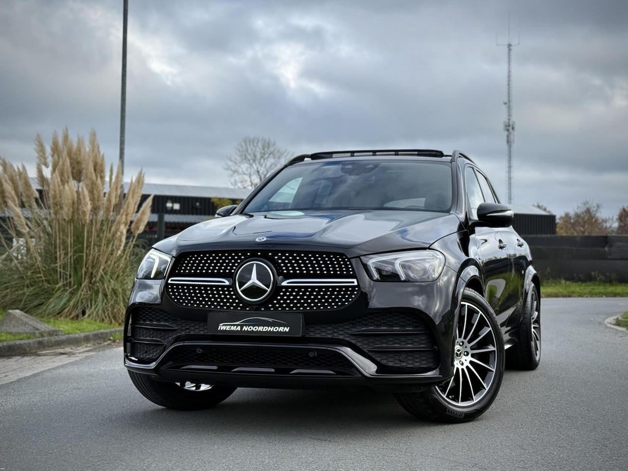 Mercedes-Benz GLE-Klasse - 350 e 4MATIC AMG Panoramadak|Luchtvering|Burmester®|Camera 360°|Head-Up|Night pakket|Sfeer - AutoWereld.nl