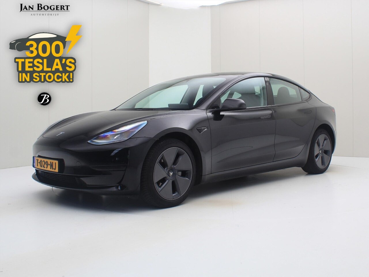 Tesla Model 3 - Standard RWD Plus UPGRADE [ RYZEN+LFP ACCU+WARMTEPOMP+AUTOPILOT+60 kWh+PREMIUM AUDIO ] - AutoWereld.nl