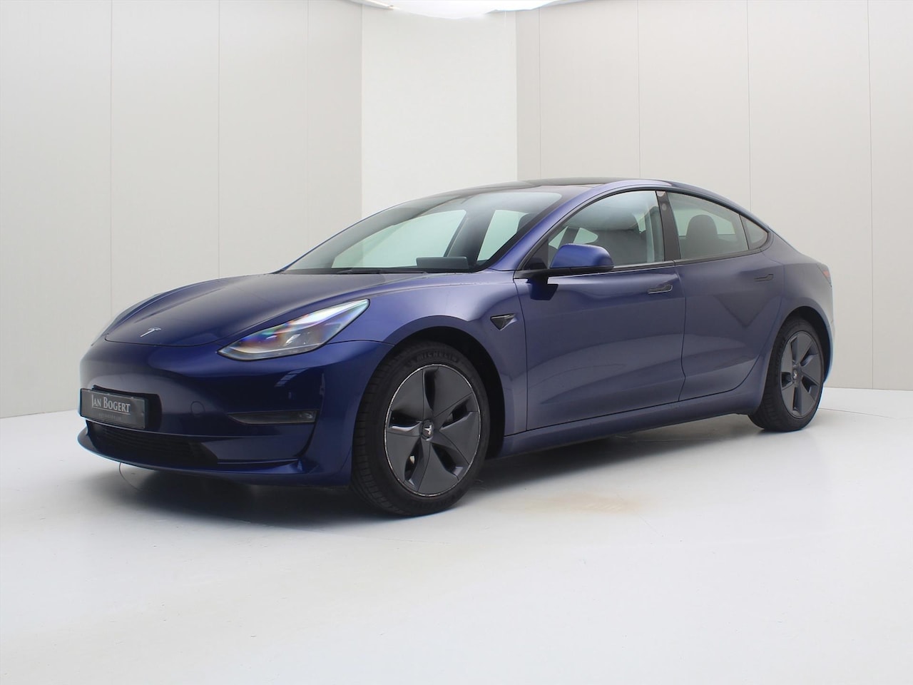 Tesla Model 3 - Long-Range AWD 351pk 75 kWh [ TREKHAAK+FACELIFT+WARMTEPOMP+AUTOPILOT+620KM WLTP+PREMIUM AU - AutoWereld.nl