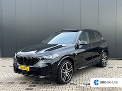 BMW X5 - xDrive50e Launch Edition | Laser LED | Elektrische Trekhaak | Panoramadak | Stoel en stuur