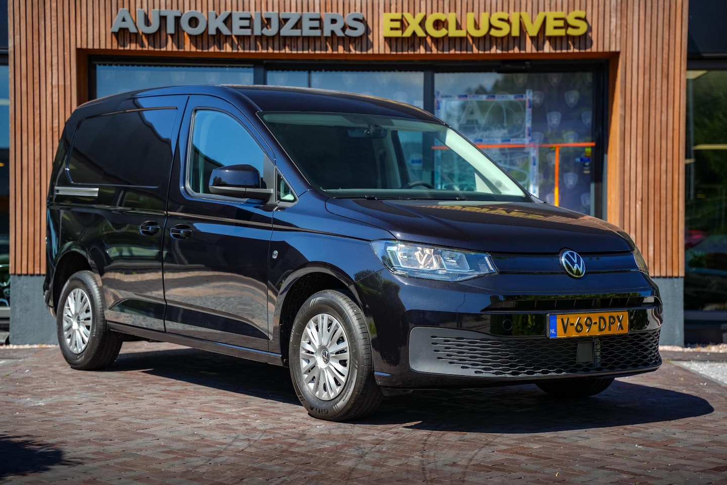 Volkswagen Caddy Cargo - 2.0 TDI Style Cruise Airco Carplay PDC Nieuw! - AutoWereld.nl