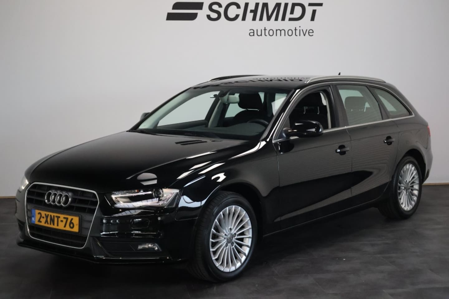 Audi A4 Avant - 1.8 TFSI Business Edition 170pk | Bi-Xenon | Trekhaak - AutoWereld.nl