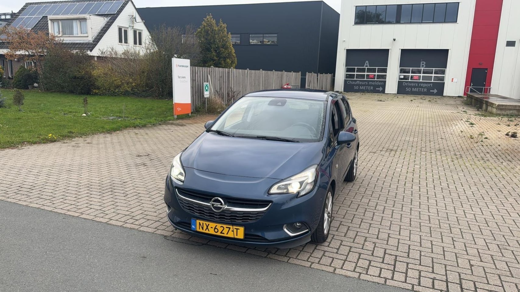 Opel Corsa - 1.3 CDTI Innovation Cosmo Navi Leer 2017 - AutoWereld.nl