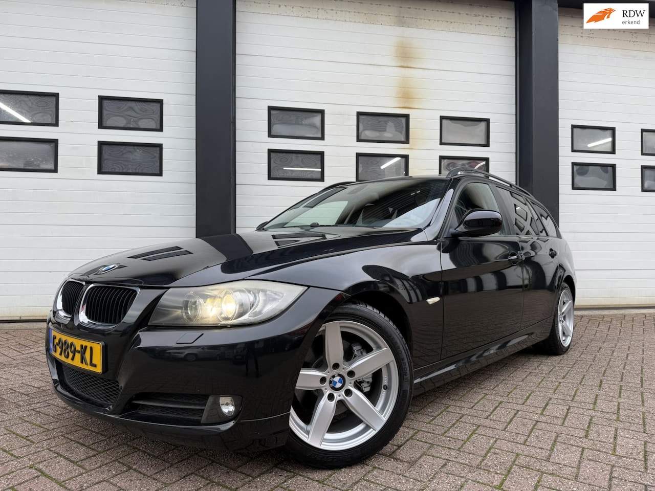 BMW 3-serie Touring - 320i 320i - AutoWereld.nl