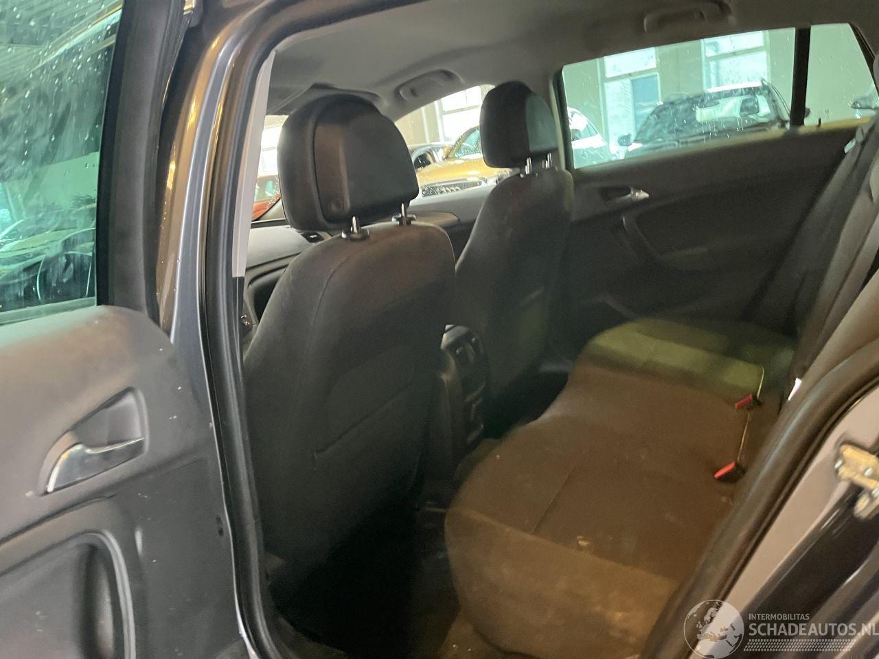 Opel Insignia Sports Tourer - 1.6 T Edition NL NAP!