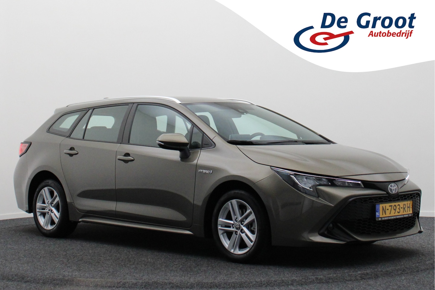 Toyota Corolla Touring Sports - 1.8 Hybrid Active Camera, Apple Carplay, ACC, Lane Assist, Climate, LED - AutoWereld.nl