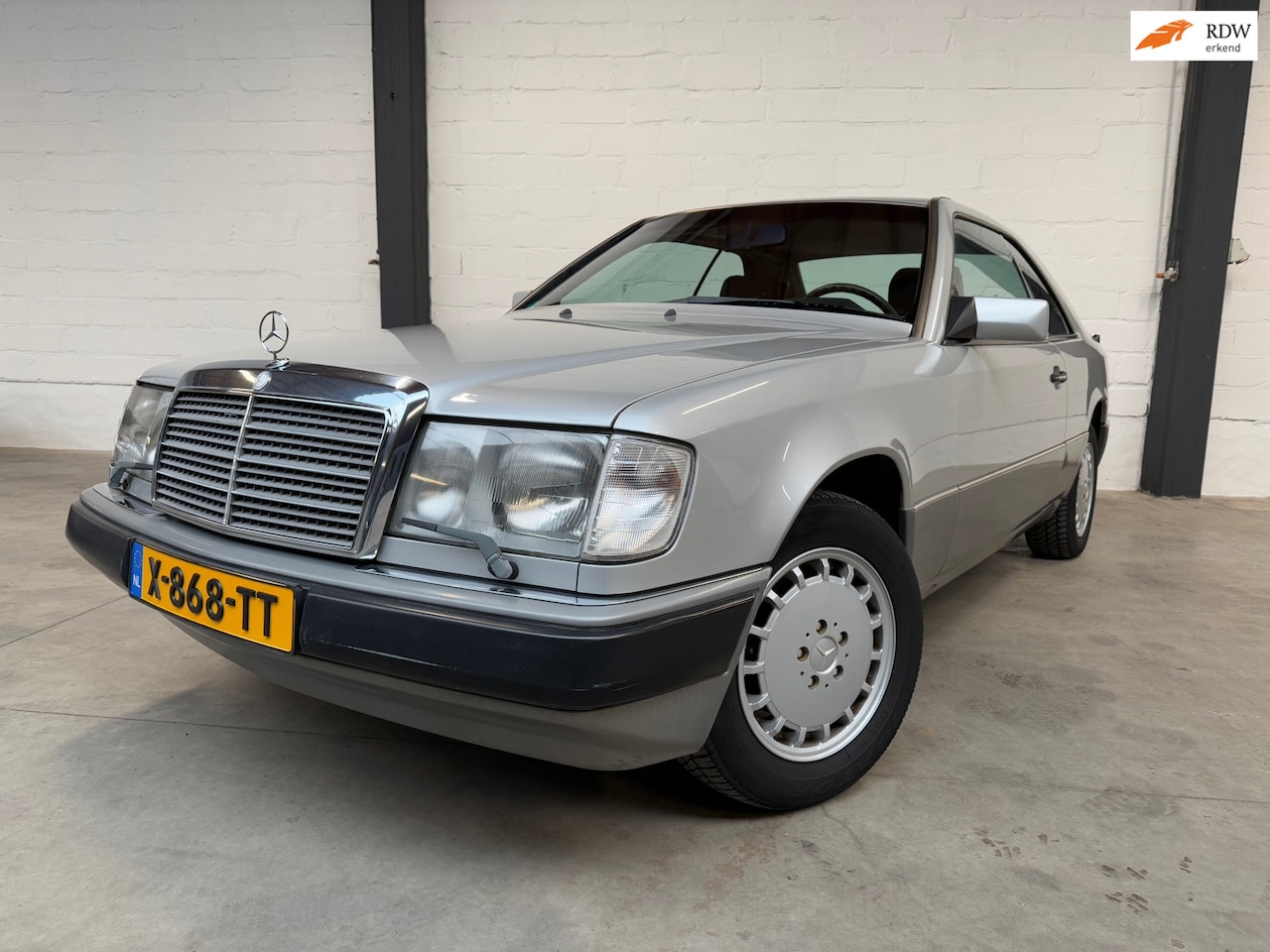 Mercedes-Benz 230 - CE W124 Coupe Automaat - AutoWereld.nl