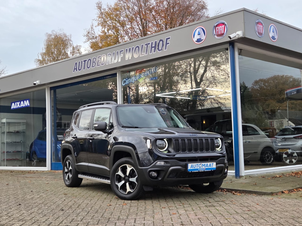 Jeep Renegade - 4xe 240 Plug-in Hybrid Electric Trailhawk 4xe 240 Plug-in Hybrid Electric Trailhawk - AutoWereld.nl
