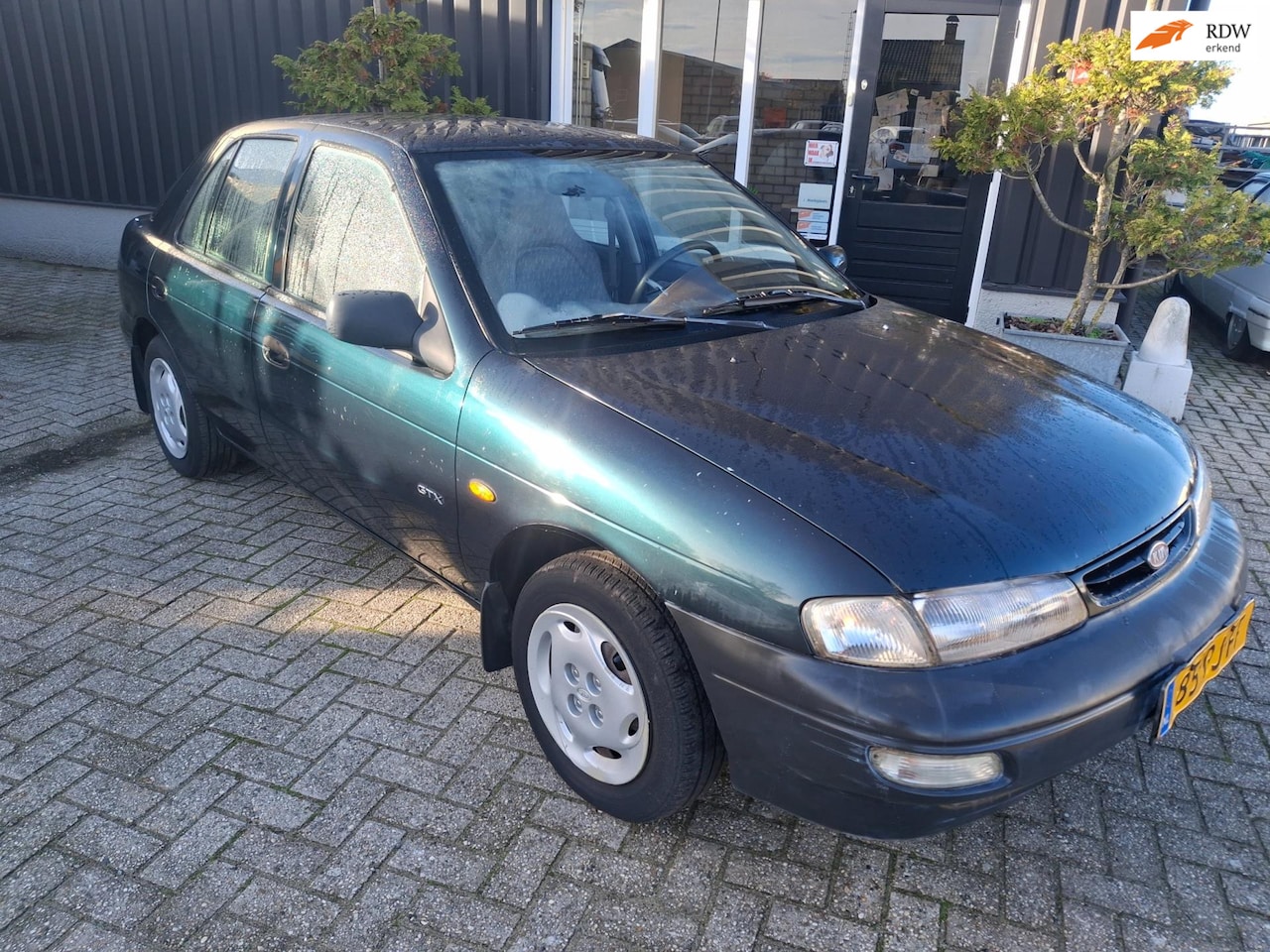 Kia Sephia - 1.5 LS 5-deurs **AUTOMAAT** - AutoWereld.nl