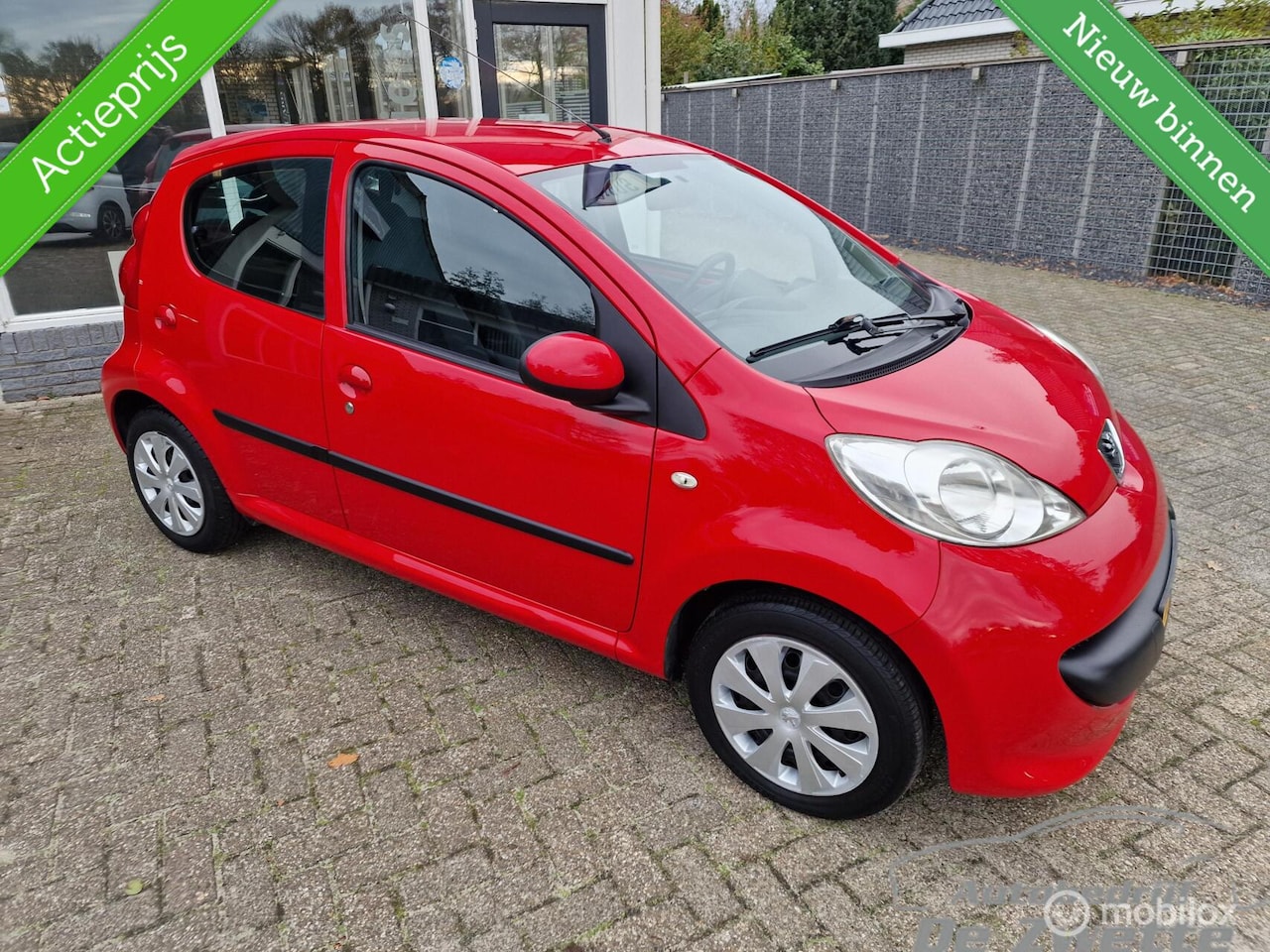 Peugeot 107 - 1.0-12V XS RIJKLAAR !!! Actie ! - AutoWereld.nl