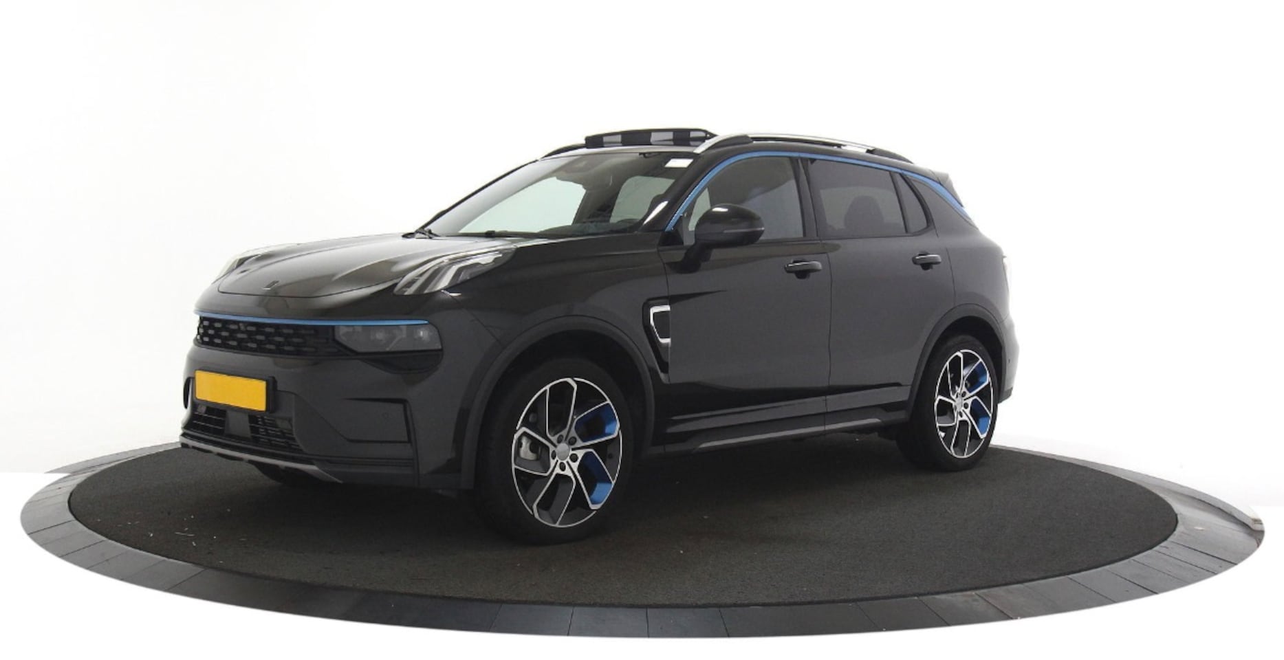 Lynk & Co 01 - 1.5 Zwarte hemelbekleding / 360 Camera / Navigatie - AutoWereld.nl