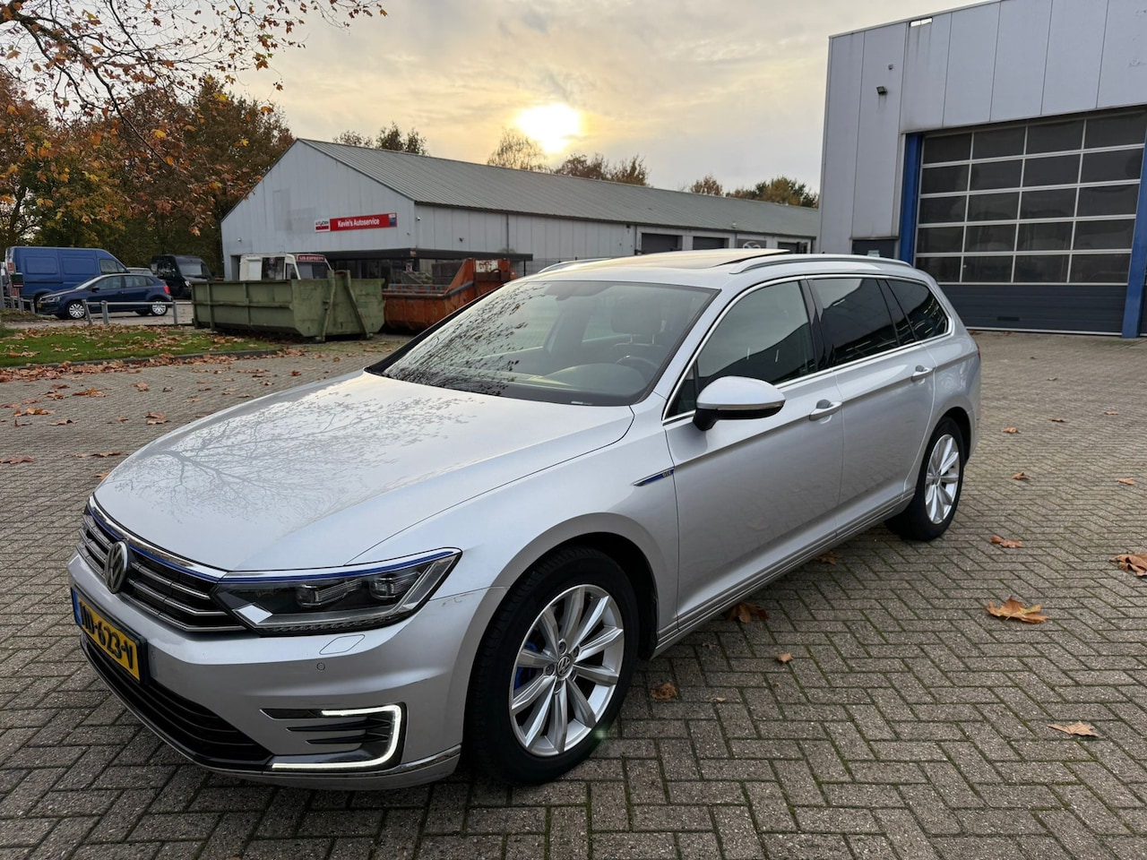 Volkswagen Passat Variant - 1.4 TSI GTE Connected Series Plus 1.4 TSI GTE Connected Series Plus pano - AutoWereld.nl