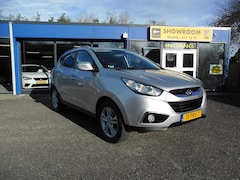 Hyundai ix35 - 2.0 I STYLE AUTOMAAT NAV ECC 1/2 LEDER LMV CAMERA TREKHAAK PDC RIJKLAARPRIJS
