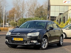Citroën C5 - 1.6 THP Exclusive | Elektrisch memory stoelen | Parkeersensoren | Leder | Navigatie | Xeno