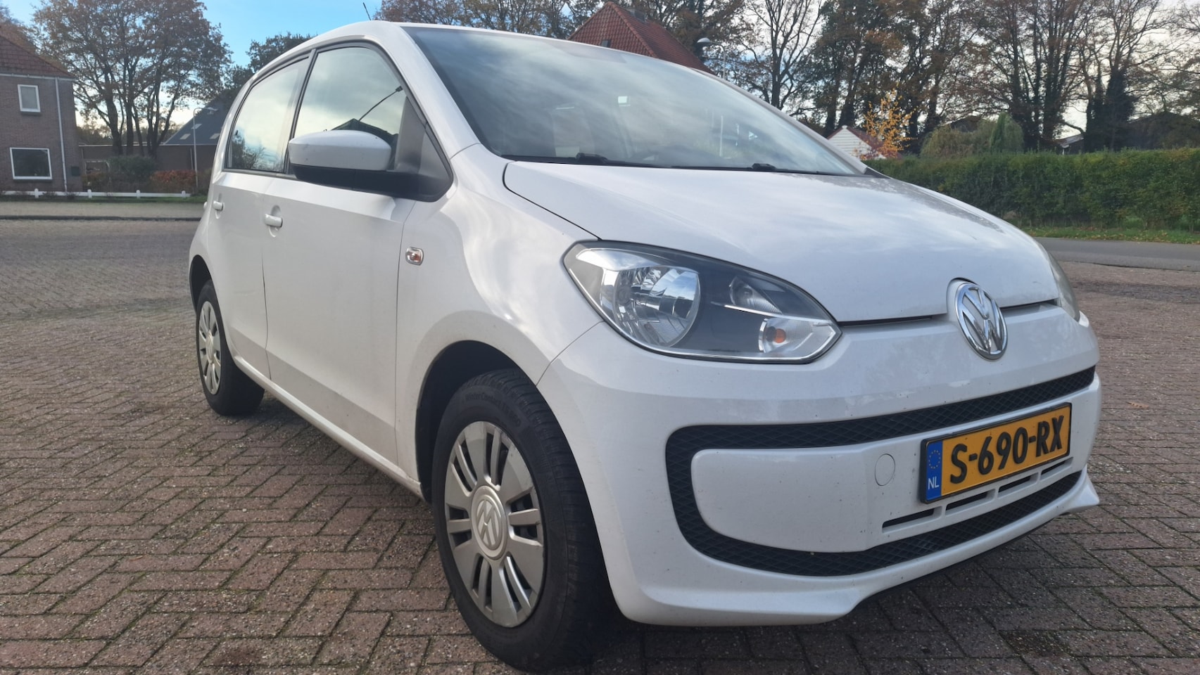 Volkswagen Up! - 1.0 move up! - AutoWereld.nl
