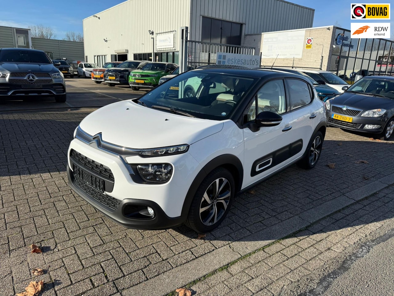 Citroën C3 - 1.2 PureTech Shine 1.2 PureTech Shine, Airco, Navi, 12 mnd Garantie - AutoWereld.nl