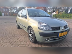 Renault Clio - 1.4-16V Privilège