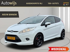 Ford Fiesta - 1.6 Ghia|120PK|LEDER|XENON|99DKM|GOED ONDERHOUDEN|