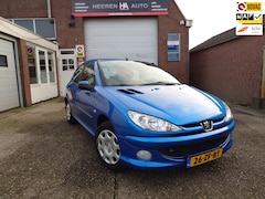 Peugeot 206 - 1.4 Forever, 5 deurs, Airco, Nieuwe apk met onderhoud