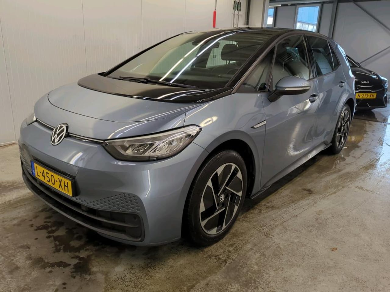 Volkswagen ID.3 - Pro 62kWh 204PK [ CARPLAY+ACC+STOELVERWARMING+KEYLESS+PDC ] - AutoWereld.nl